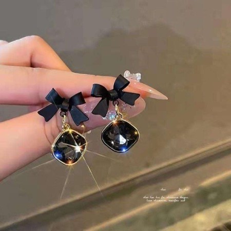 Black Bowknot Earring